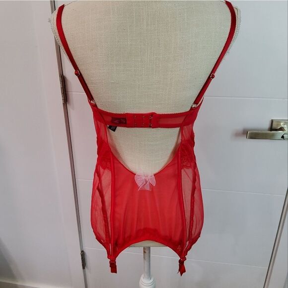 Victoria's Secret Red Lace Unlined Corset Teddy Size 36C - Picture 5 of 9